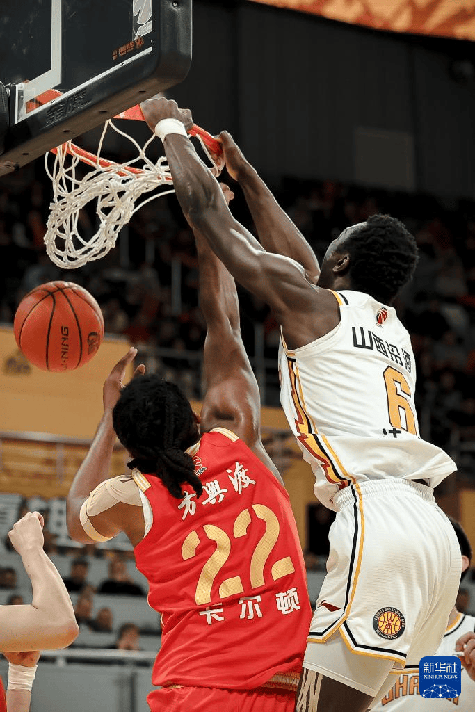 山西队绝杀吉林队,米切尔点燃赛场 山西队绝杀吉林队,米切尔点燃赛场