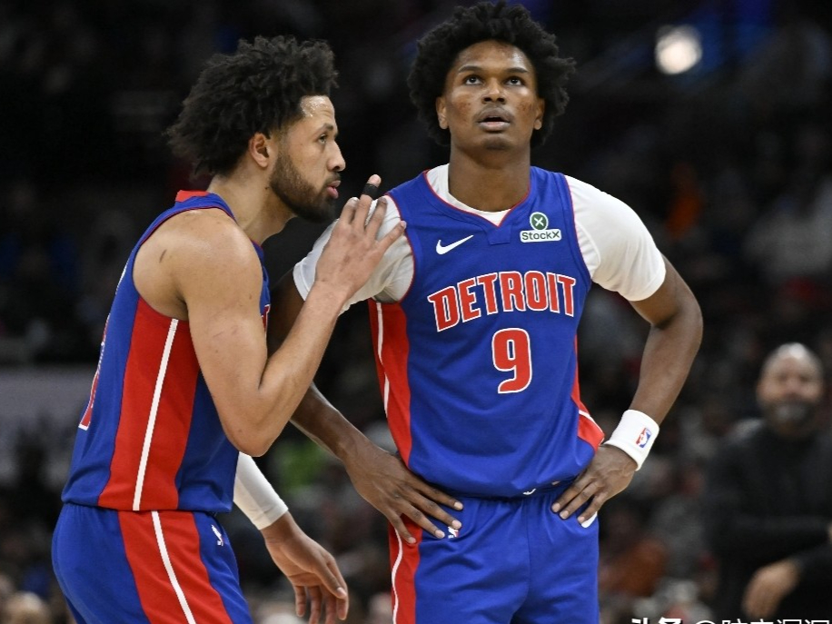 辽宁队完胜勇士,麦科勒姆刷新纪录 辽宁队完胜勇士,麦科勒姆刷新纪录