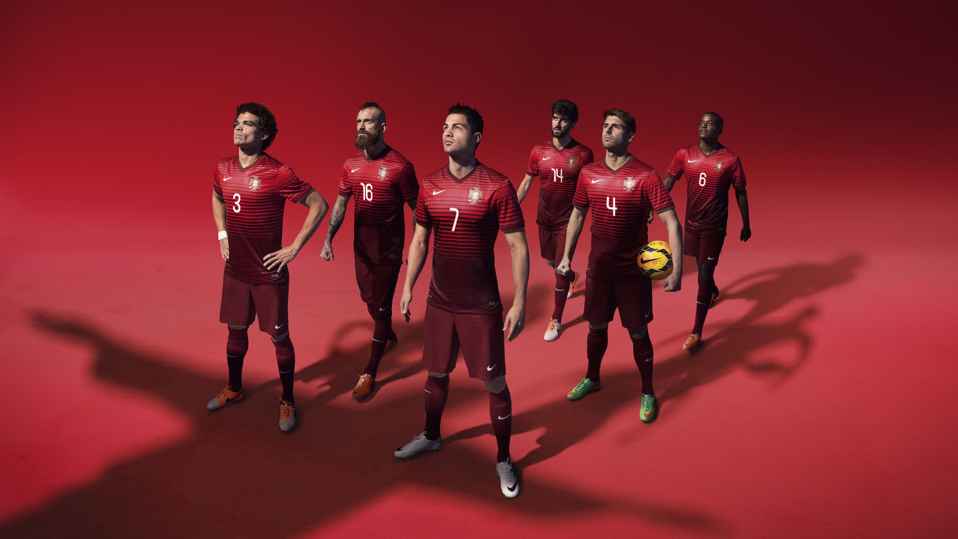 不只是进球！凯恩数据全面爆炸，他如何扛起英格兰的战术革命？