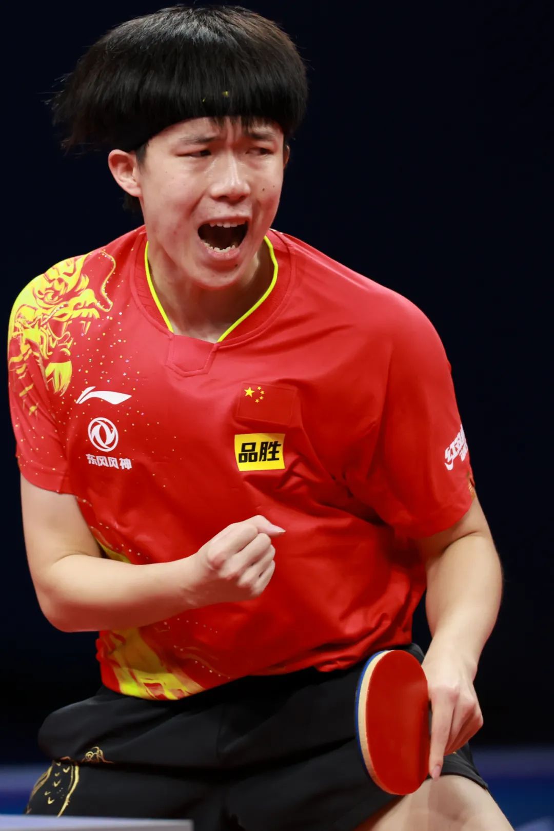 中国队力克法国队,李梓嘉刷新纪录 中国队力克法国队,李梓嘉刷新纪录