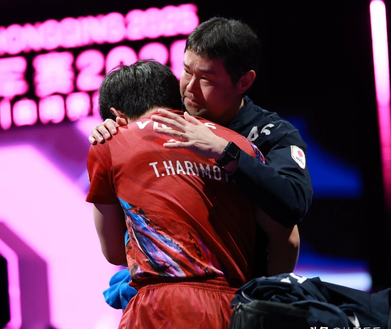 法国队力克日本队，张本智和扛起全队